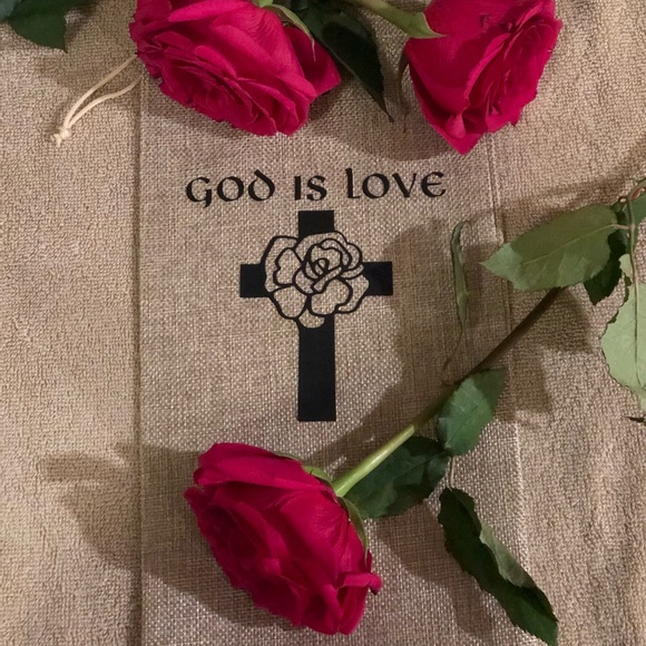 Gift Bag - Picture 1 of 2